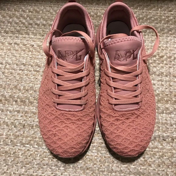 rose pink tennis shoes